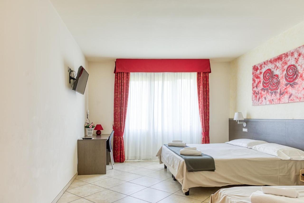 Hotel Lumin Cremia Εξωτερικό φωτογραφία