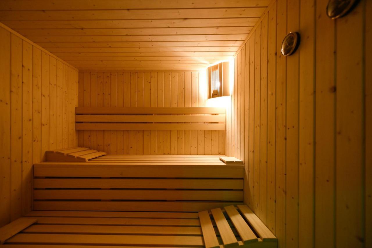 Hotel Lumin Cremia Εξωτερικό φωτογραφία