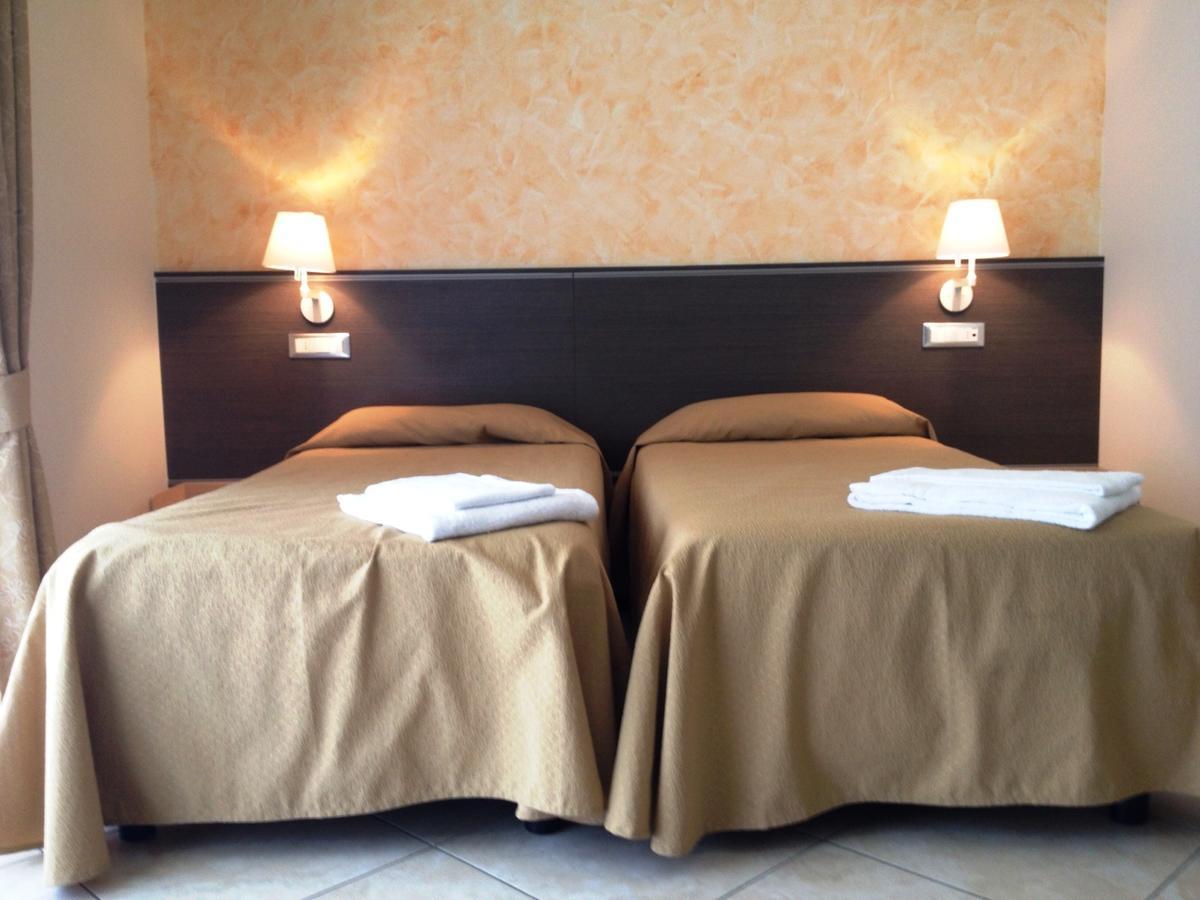 Hotel Lumin Cremia Εξωτερικό φωτογραφία